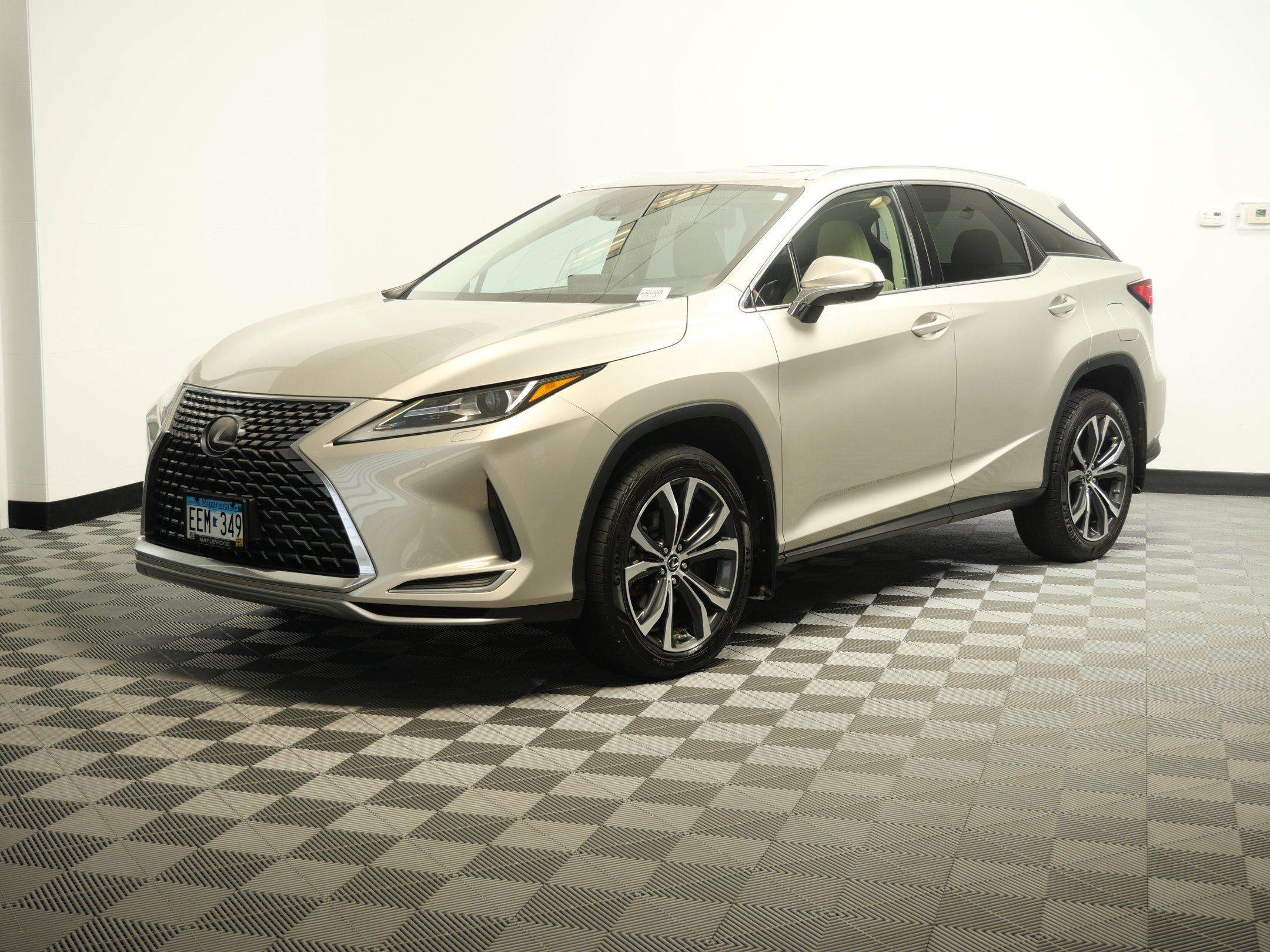 Used 2020 Lexus RX 350 AWD w/ Premium Package image 4