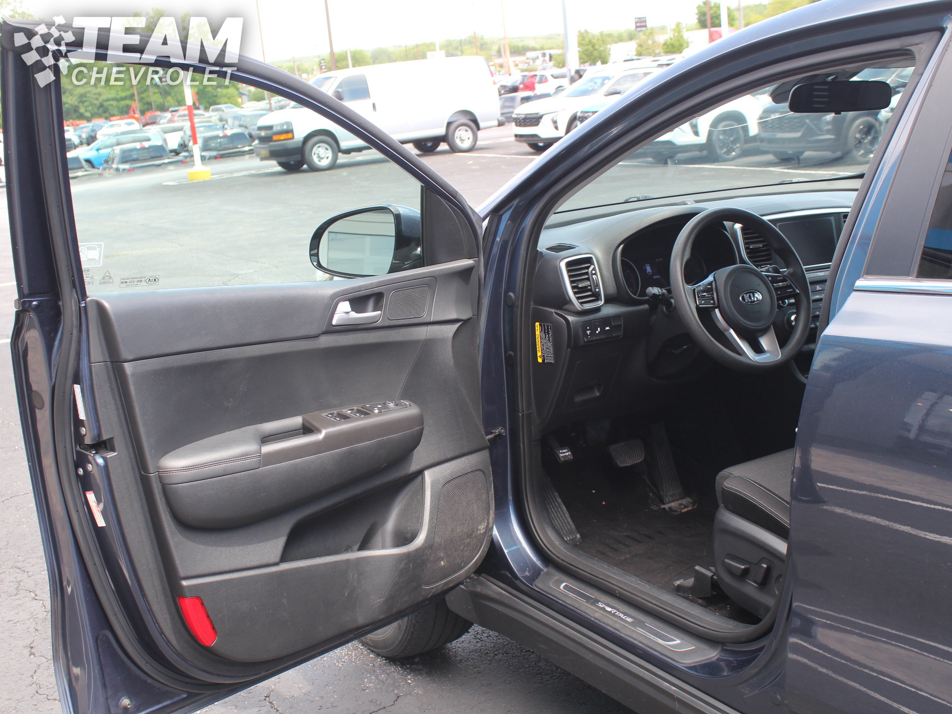 Used 2020 Kia Sportage LX w/ LX Popular Package AWD/4WD image 9
