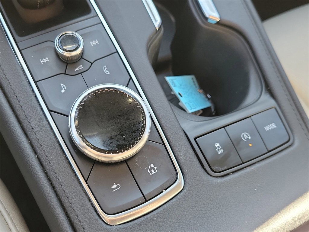 Used 2023 Cadillac XT4 Premium Luxury image 38