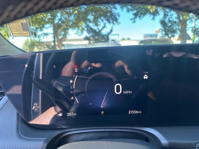Certified 2024 Buick Encore GX Avenir w/ Avenir Technology Package AWD/4WD image 21