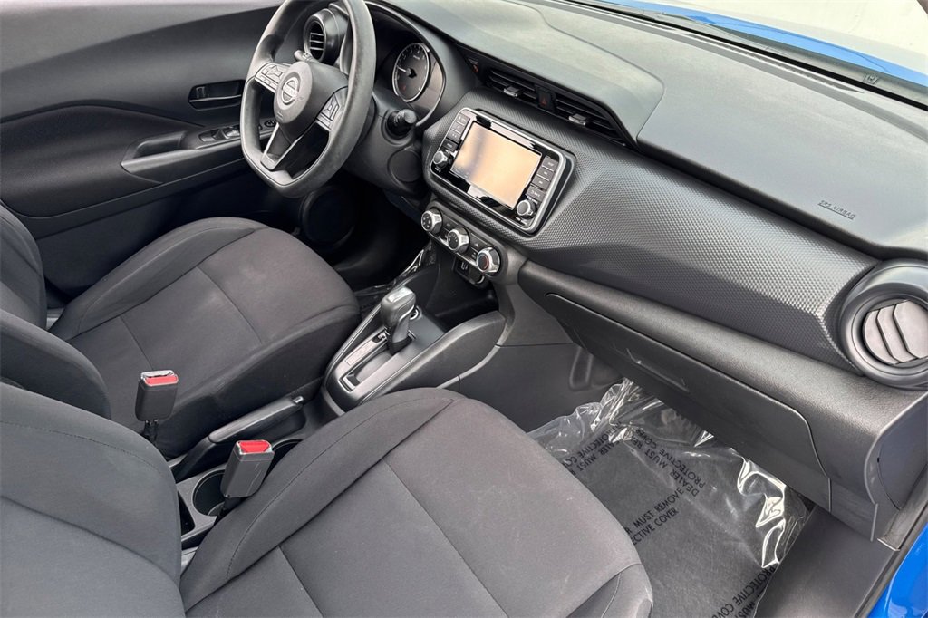 Used 2023 Nissan Kicks S image 15