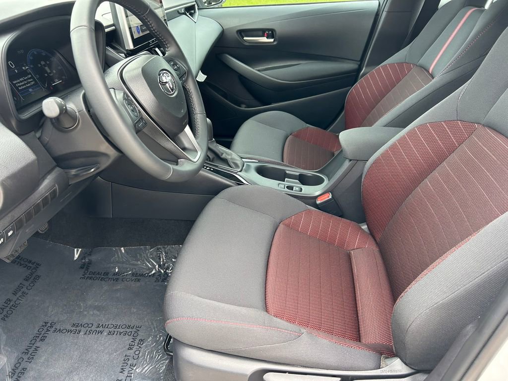 Certified 2026 Toyota Corolla SE w/ SE Package FWD image 11