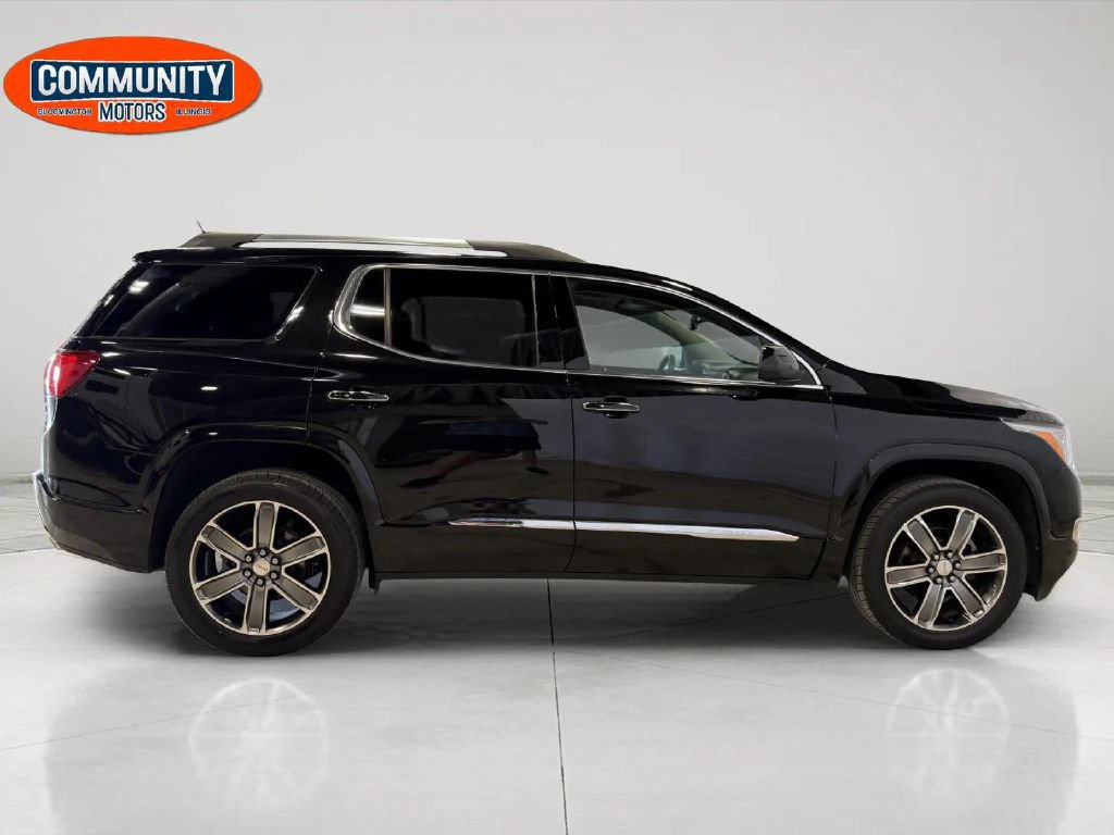 Used 2018 GMC Acadia Denali w/ Technology Package AWD/4WD image 9