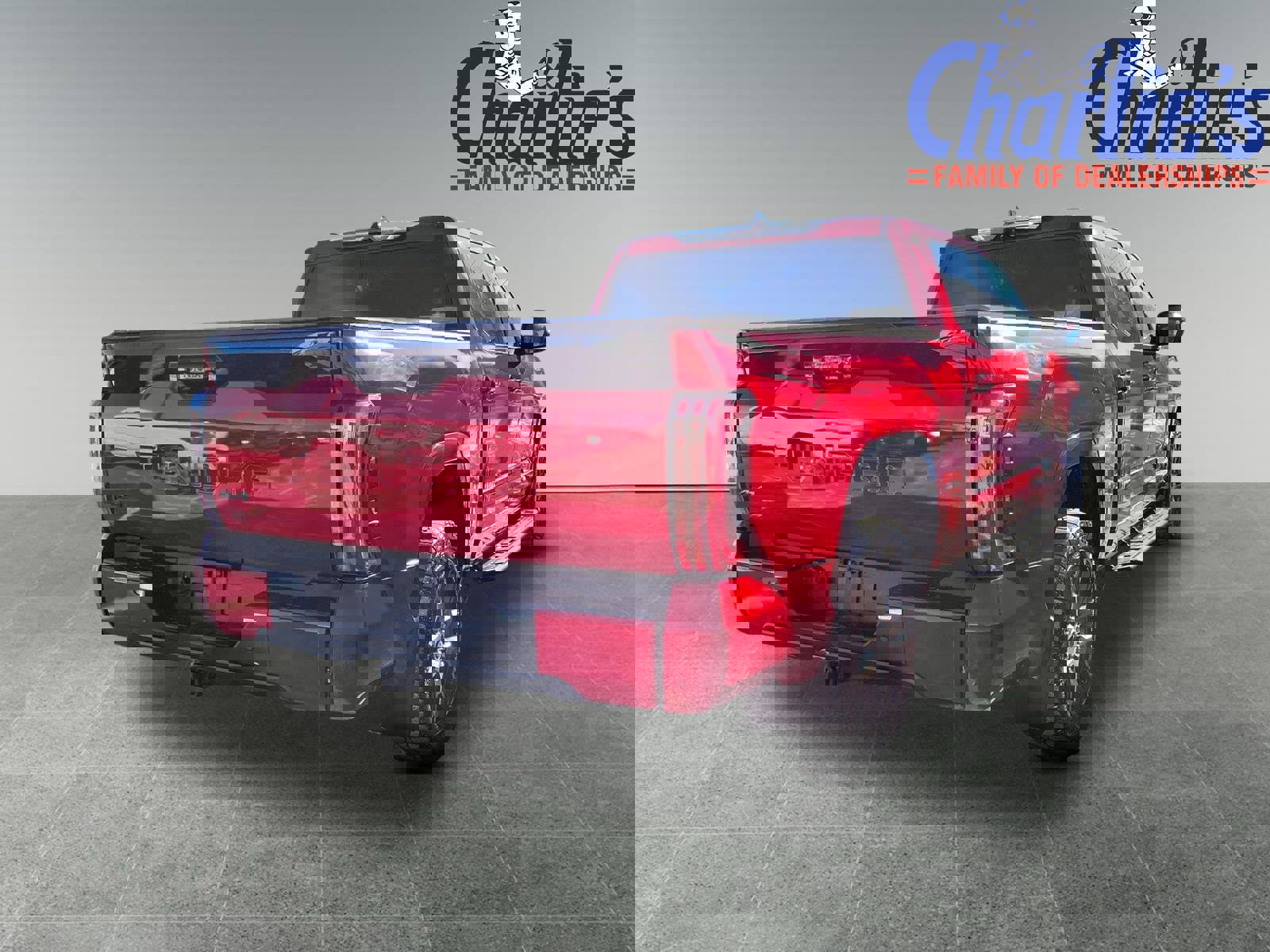 Used 2023 Toyota Tundra Platinum image 4