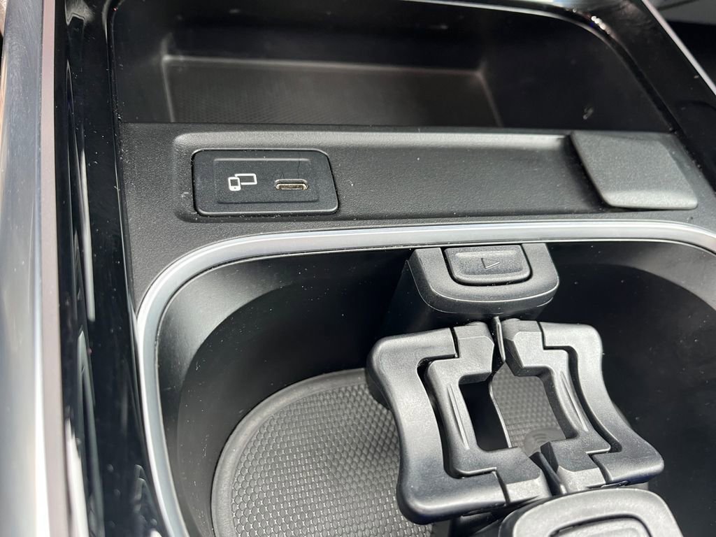 Certified 2023 Mercedes-Benz GLA 250 4MATIC w/ Premium Package image 21