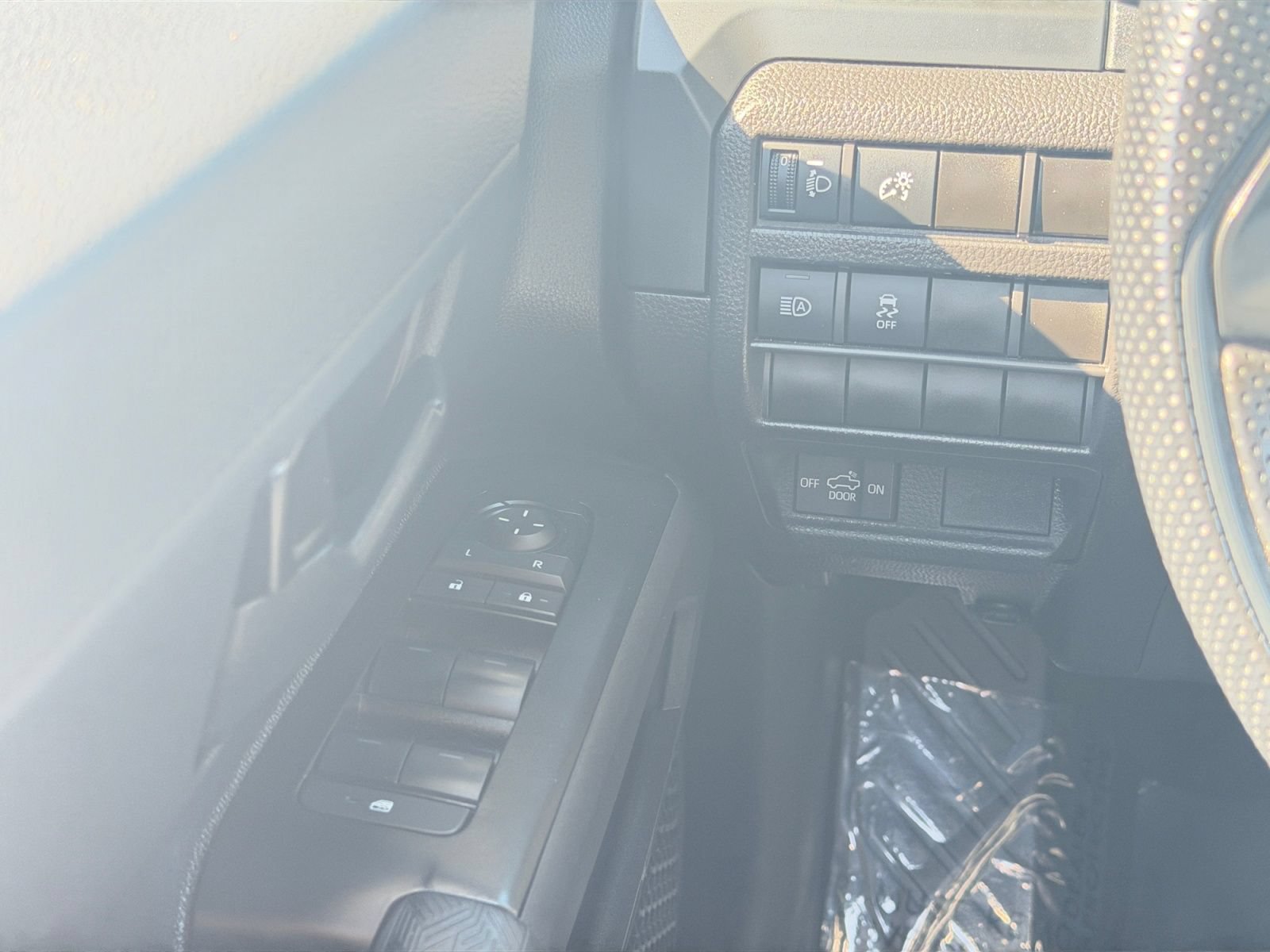 Certified 2025 Toyota Tacoma SR RWD image 23