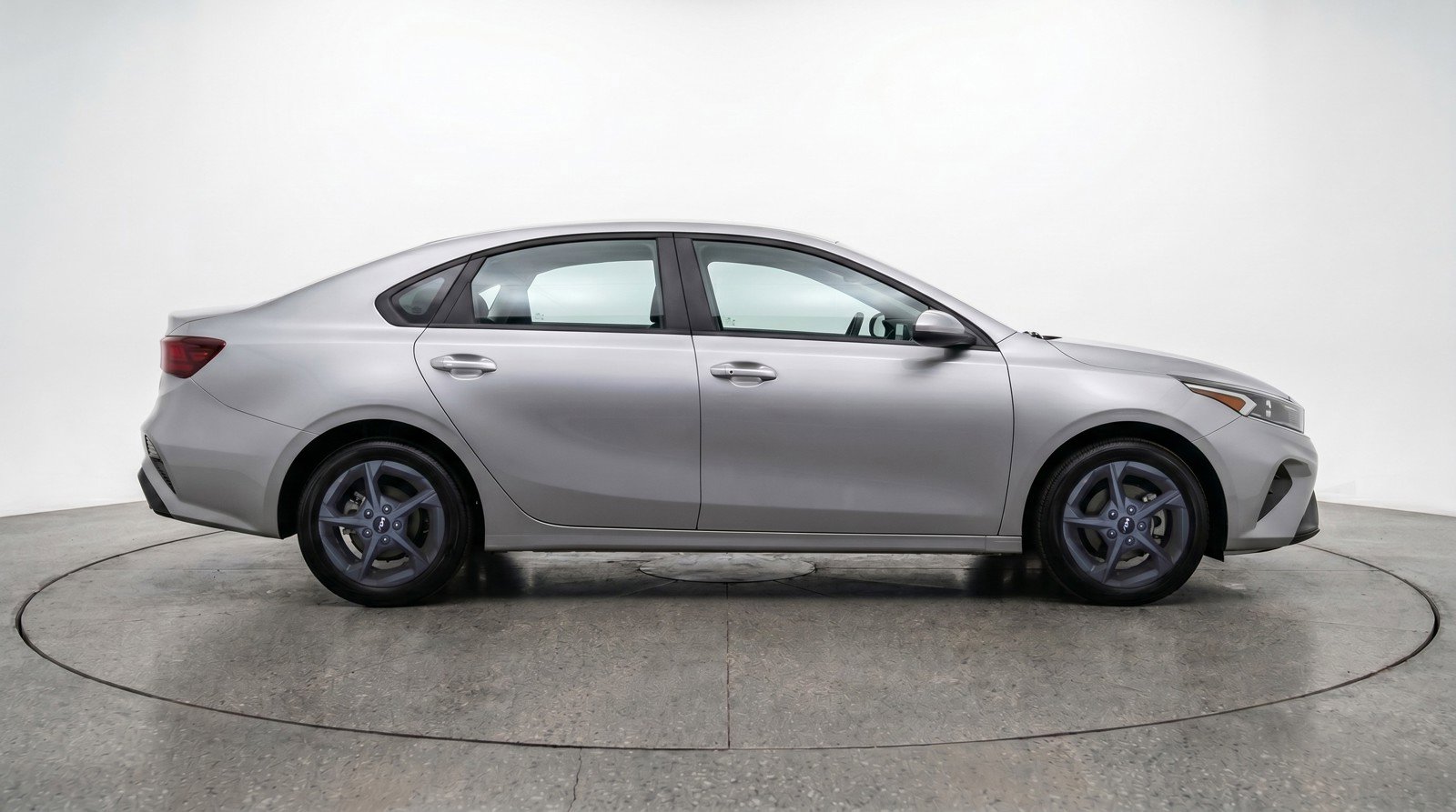 Used 2025 Kia K4 LXS FWD image 11