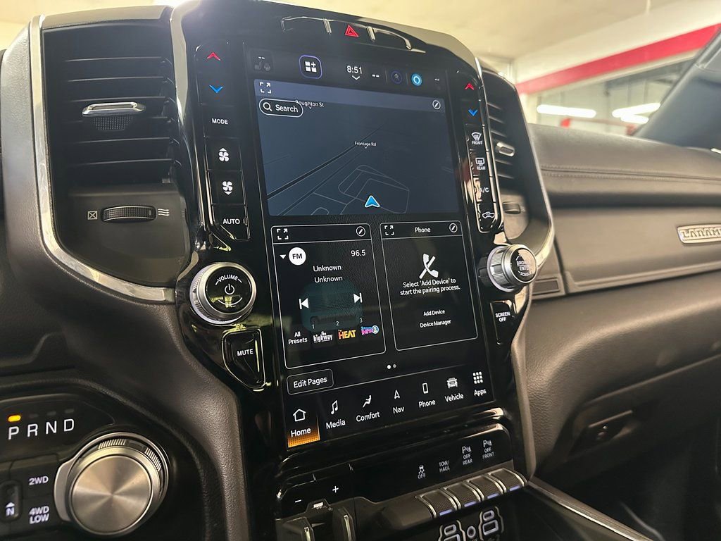 Used 2022 RAM 1500 Laramie AWD/4WD image 22