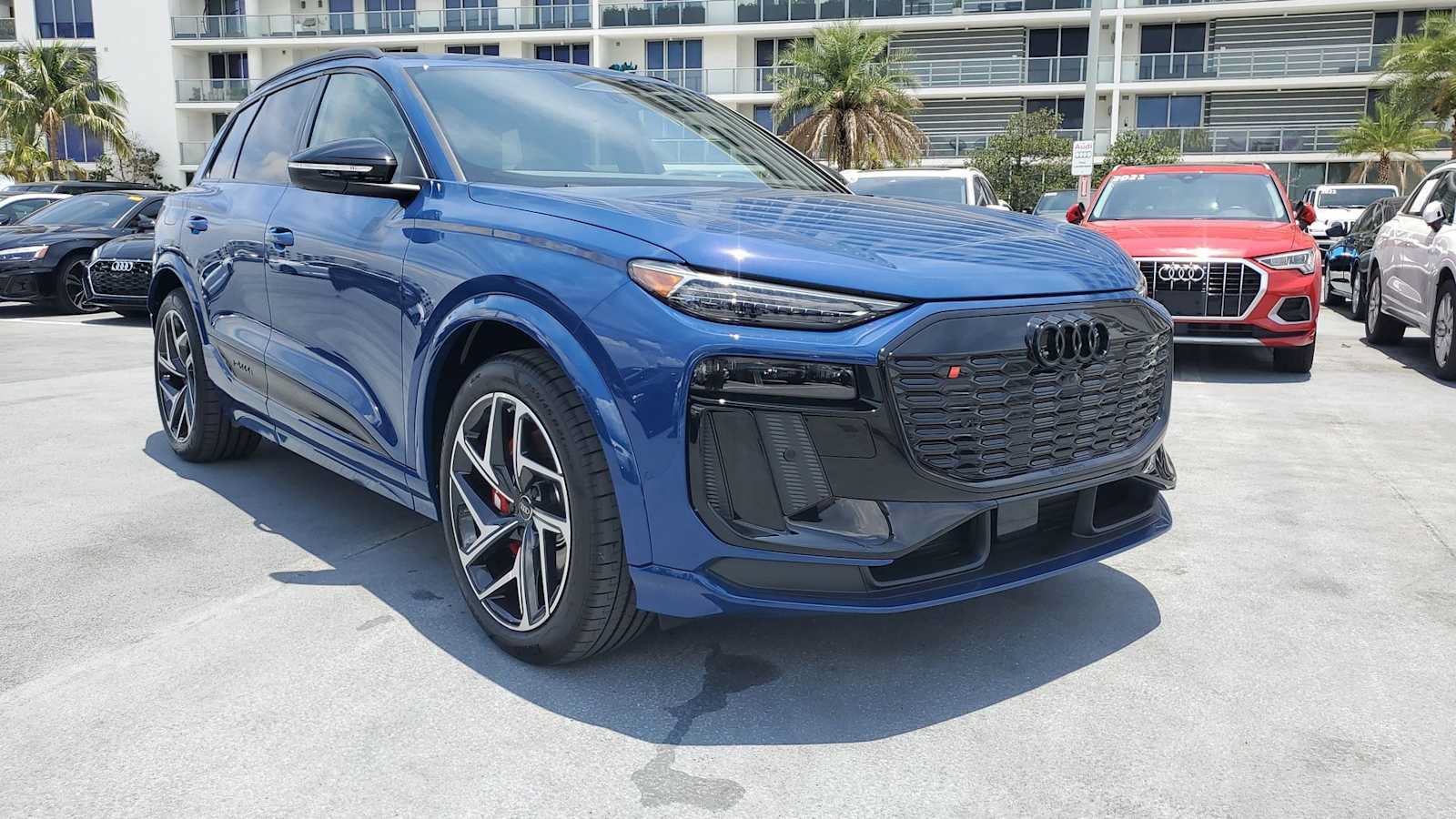 New 2027 Audi SQ6 e-tron Premium Plus AWD/4WD image 8