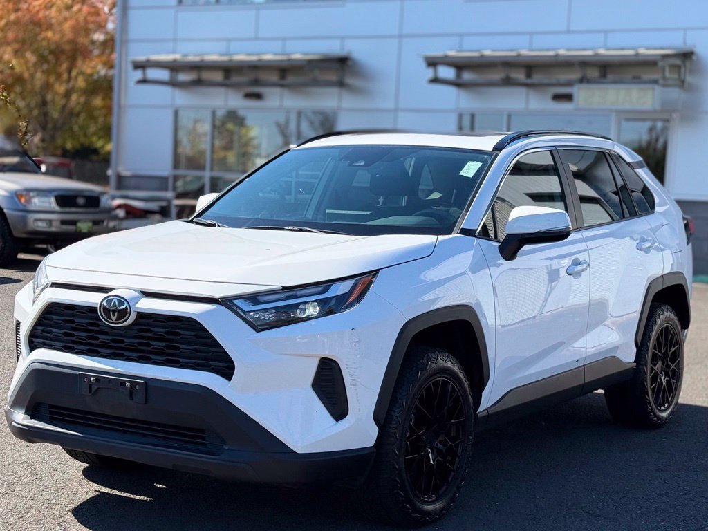 Used 2022 Toyota RAV4 XLE w/ Convenience Package