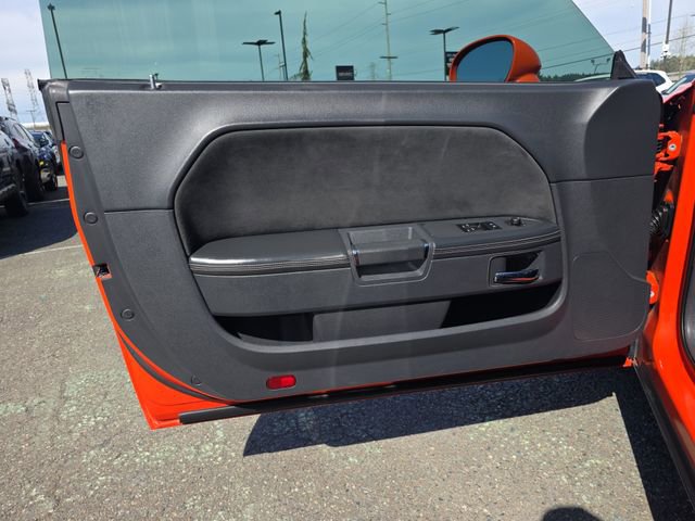 Used 2009 Dodge Challenger SRT8 w/ SRT Option Group II image 17