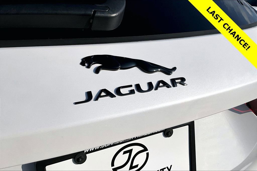 Used 2025 Jaguar F-PACE R-Dynamic S image 8