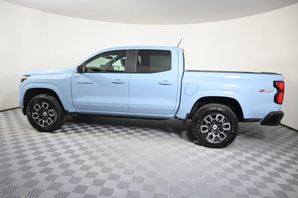 New 2026 Chevrolet Colorado Z71 w/ Technology Package AWD/4WD image 3