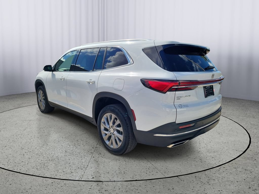Used 2025 Buick Enclave Preferred AWD/4WD image 6