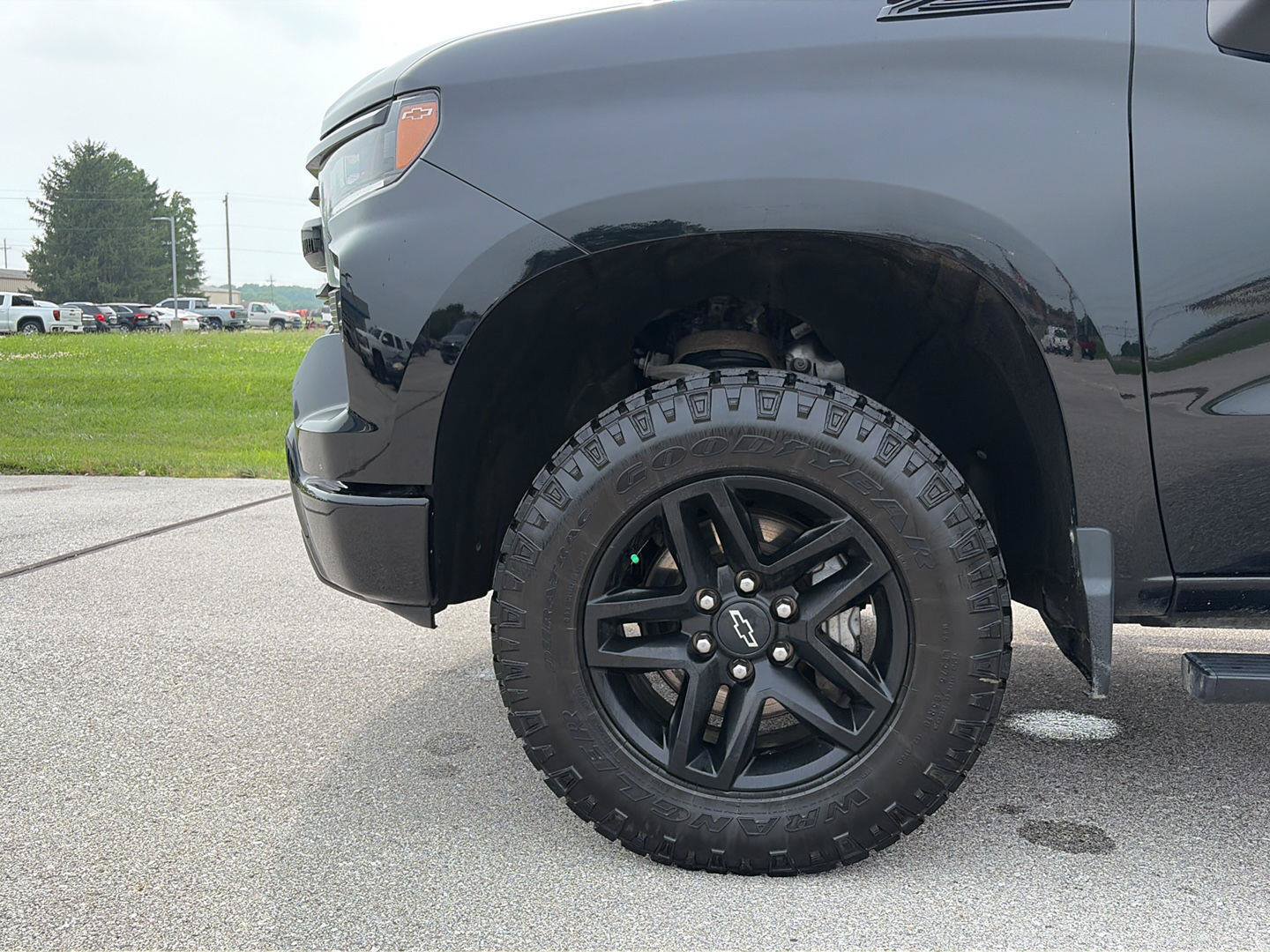 Used 2022 Chevrolet Silverado 1500 LT Trail Boss w/ LT Trail Boss Premium Package AWD/4WD image 17