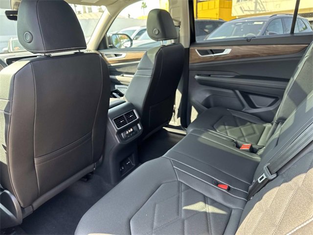 New 2026 Volkswagen Atlas SE image 11