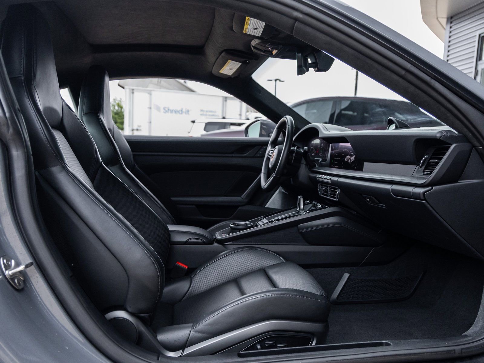 Used 2025 Porsche 911 Carrera GTS image 34