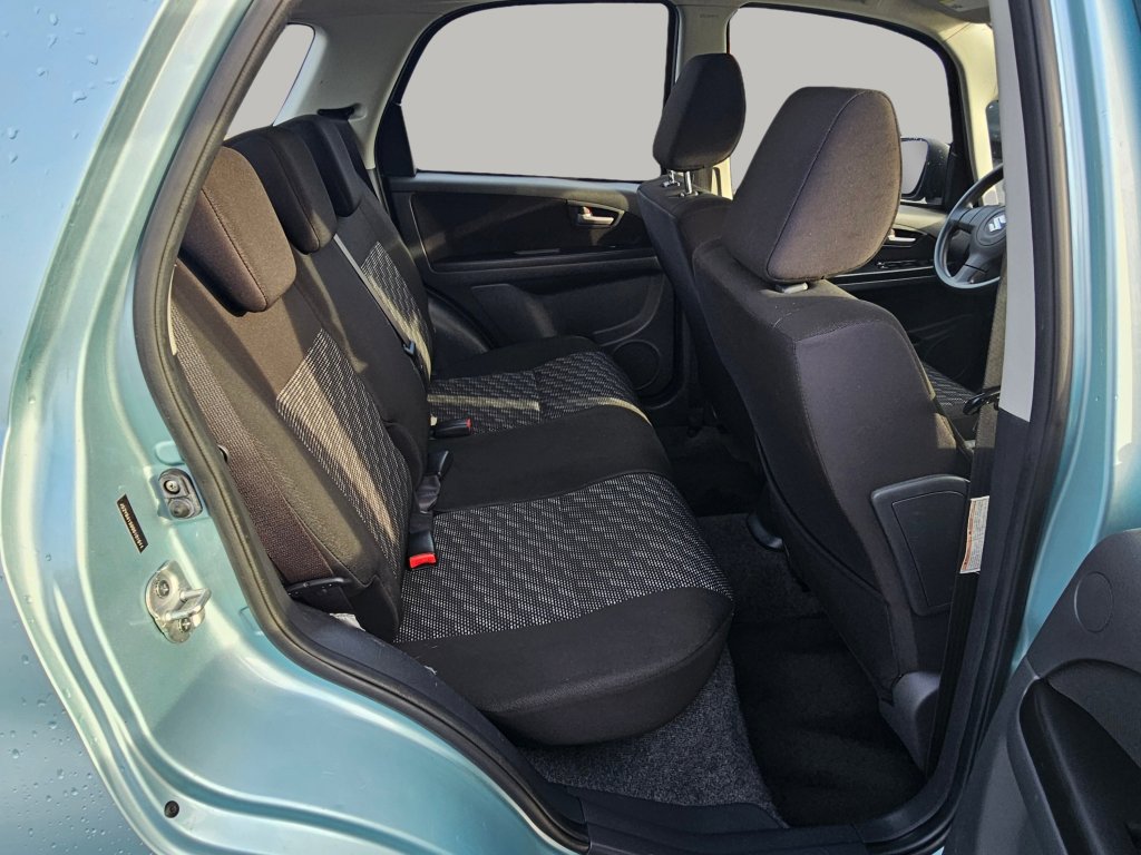 Used 2009 Suzuki SX4 AWD Hatchback image 23