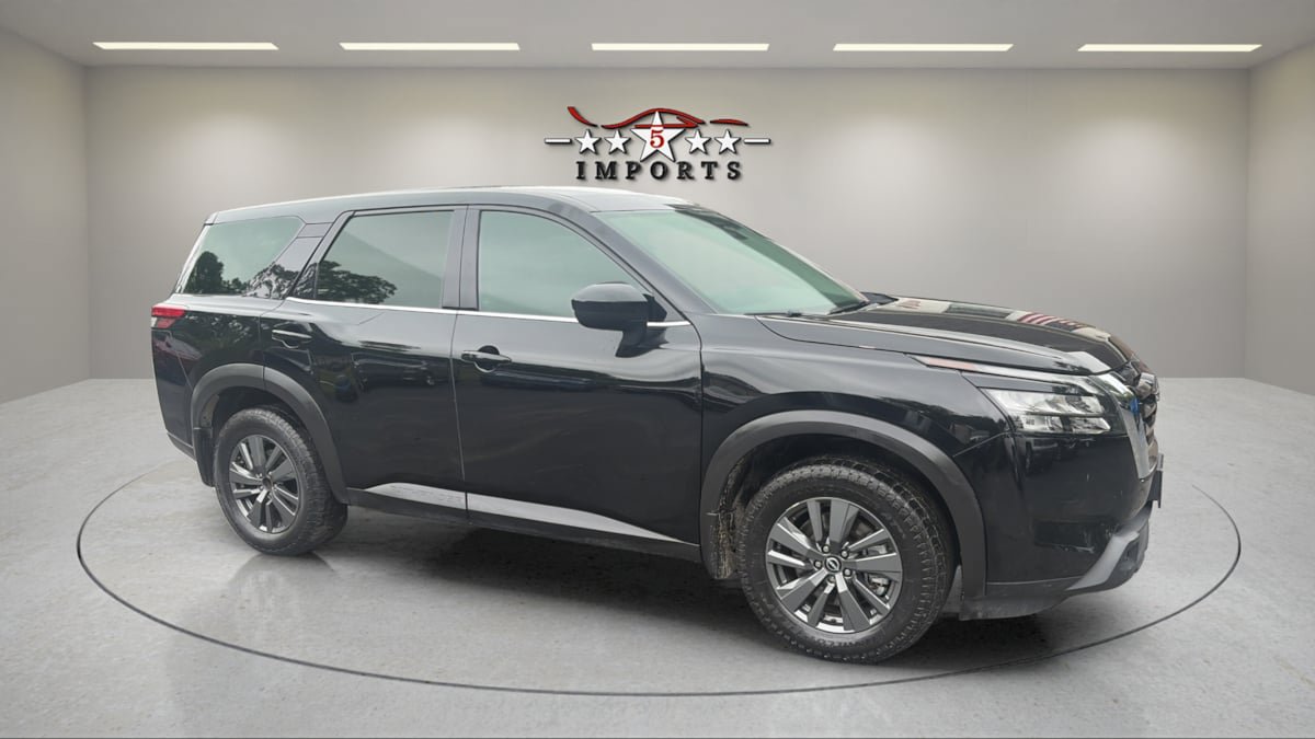 Used 2023 Nissan Pathfinder S w/ Cargo Package FWD image 6