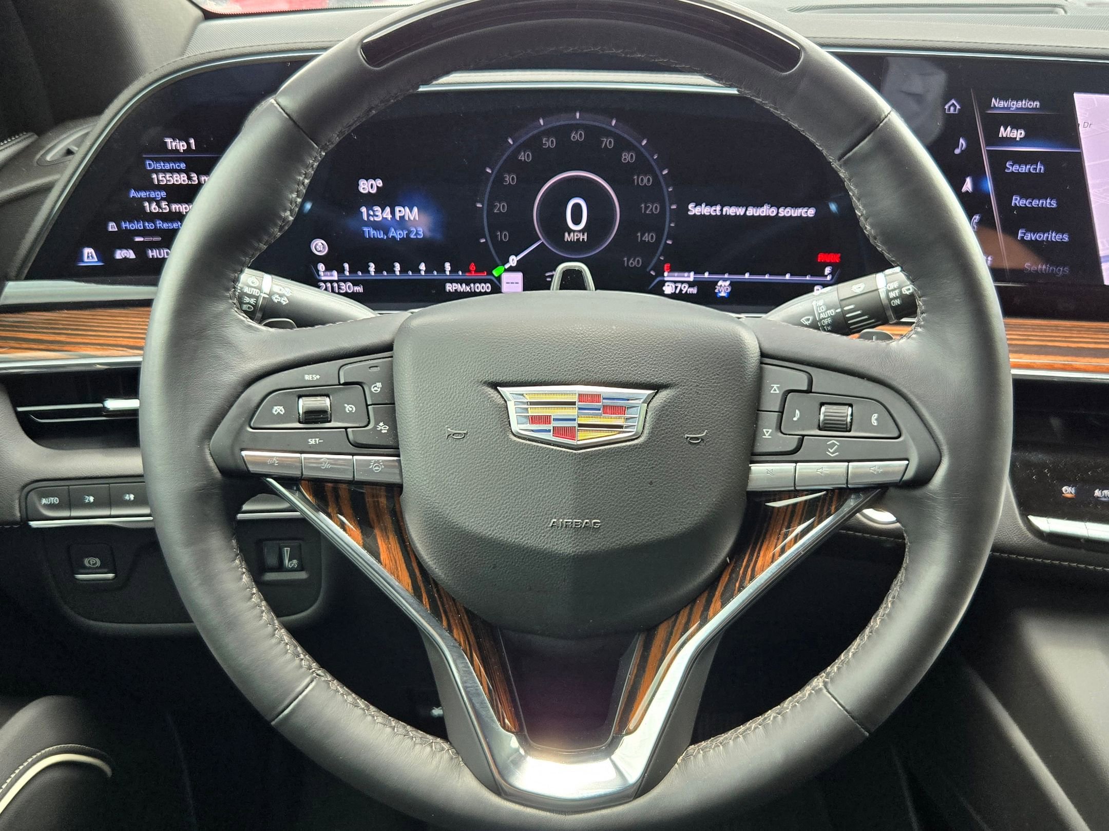 Used 2024 Cadillac Escalade ESV Premium Luxury AWD/4WD image 20