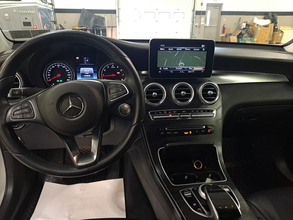 Used 2017 Mercedes-Benz GLC 300 4MATIC Coupe image 12