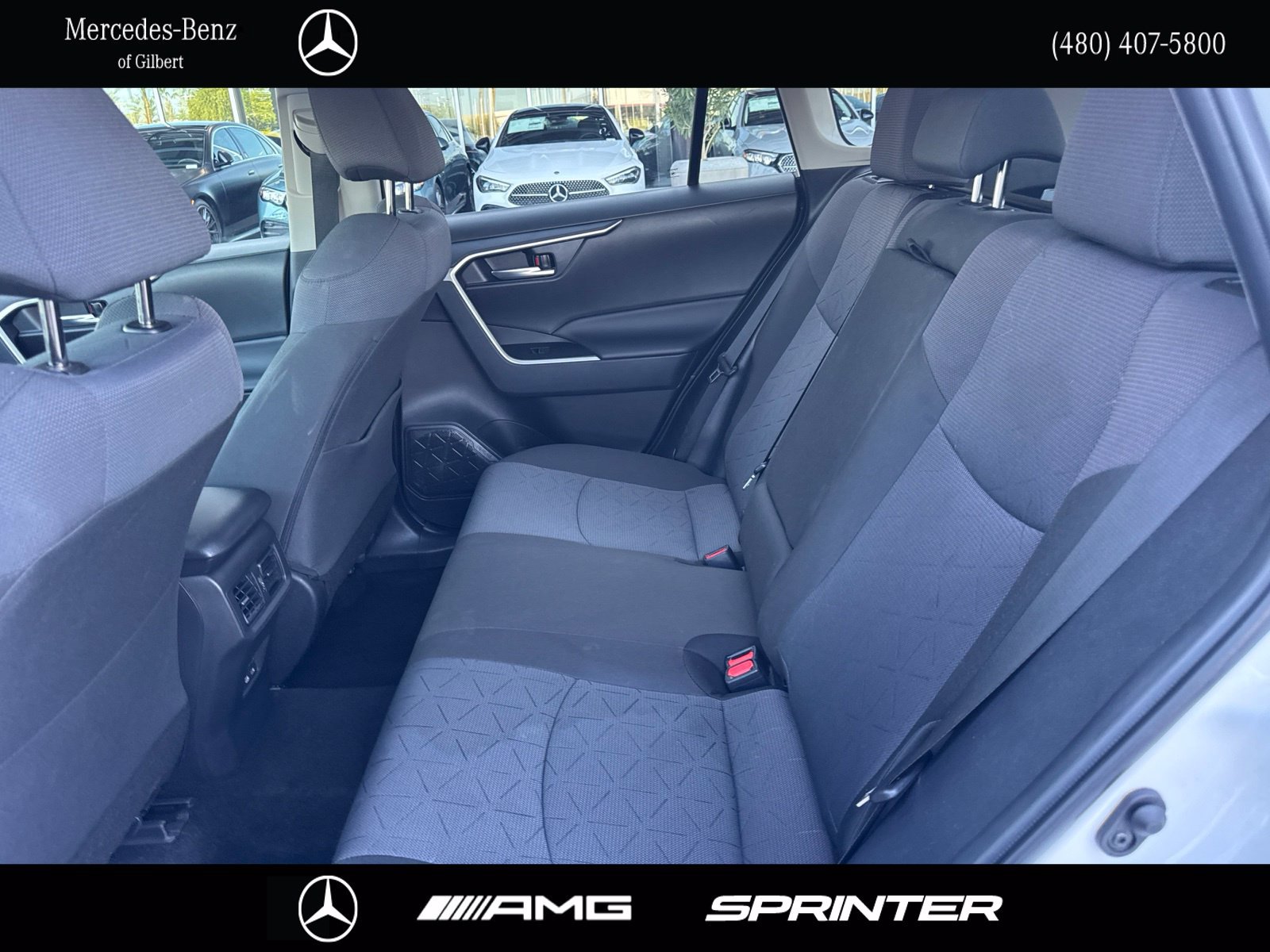 Used 2025 Toyota RAV4 XLE FWD image 18