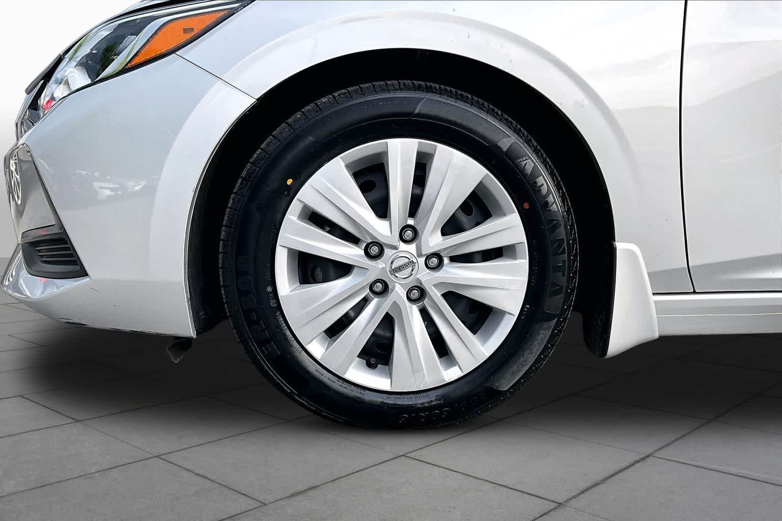 Used 2023 Nissan Sentra S FWD image 11