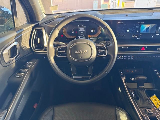 Used 2024 Kia Sorento S AWD/4WD image 15
