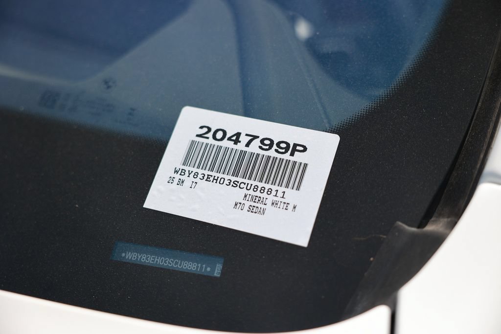 Used 2025 BMW i7 M70 w/ Executive Package AWD/4WD image 42