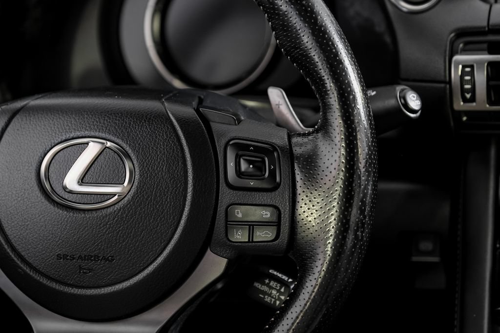 Used 2022 Lexus IS 350 F Sport RWD image 17