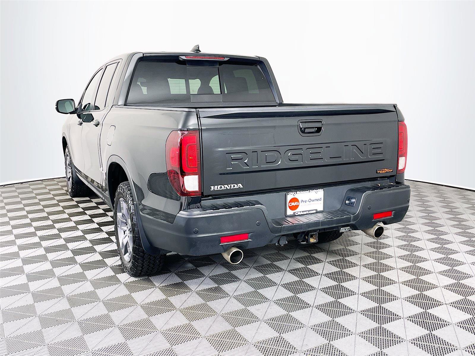 Used 2025 Honda Ridgeline TrailSport image 9