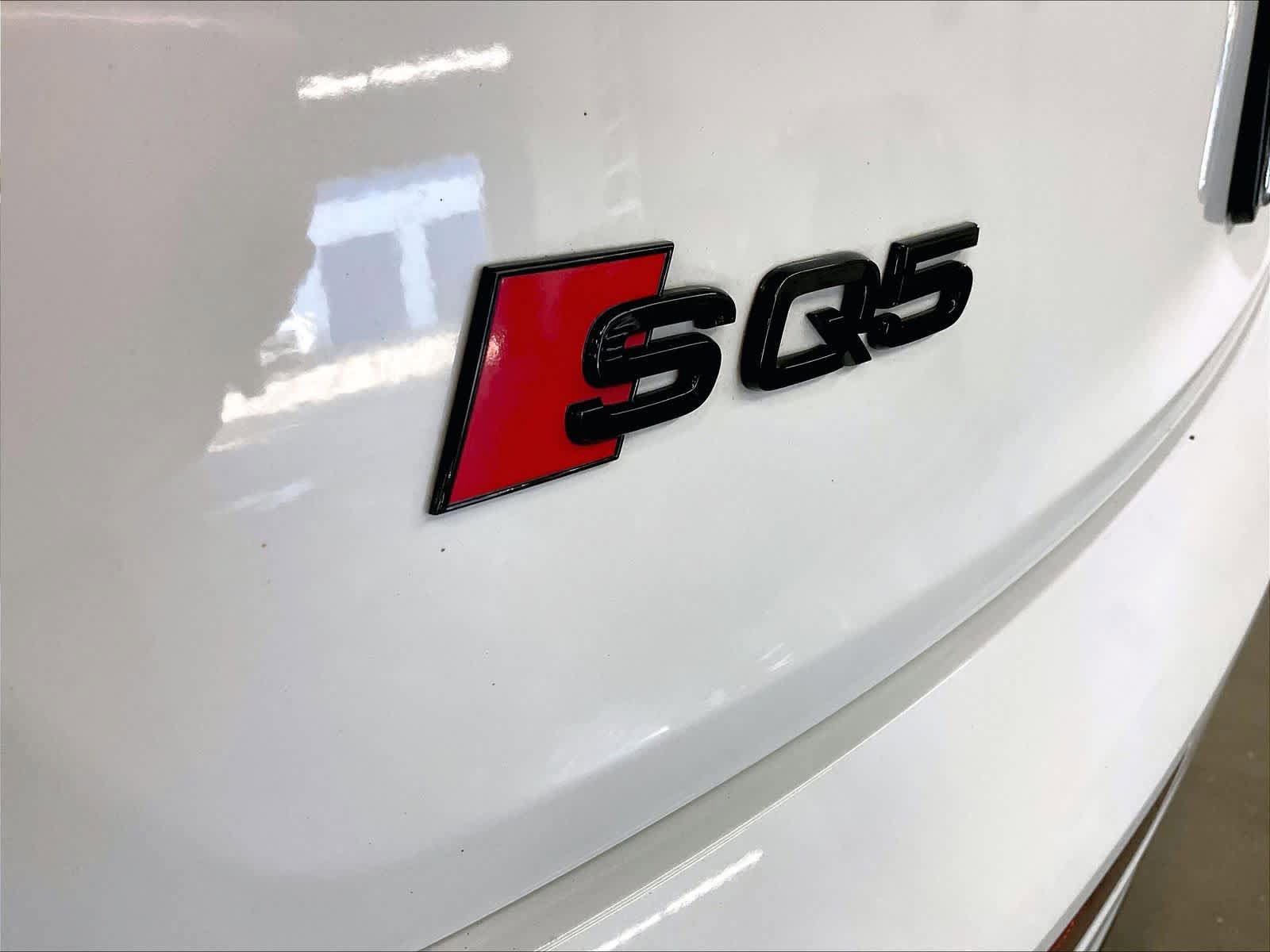 Used 2023 Audi SQ5 Prestige w/ Prestige Package image 10