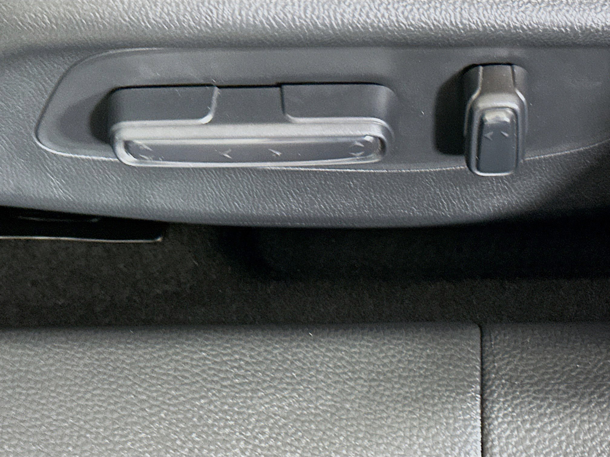 Used 2025 Honda Civic Sport image 13