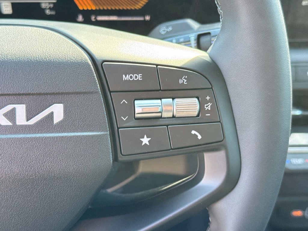 New 2026 Kia K4 EX FWD image 22