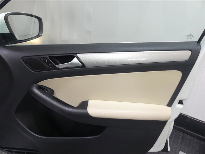 Used 2017 Volkswagen Jetta SE FWD image 19
