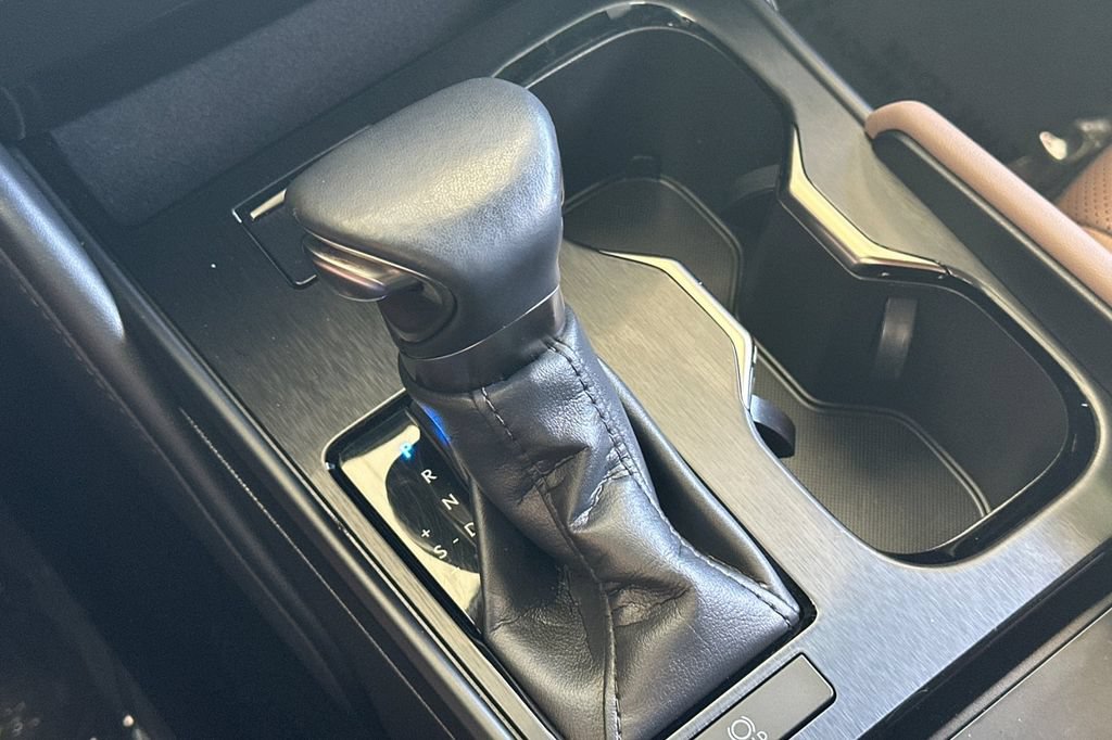 Used 2024 Lexus ES 350 w/ Premium Package FWD image 23