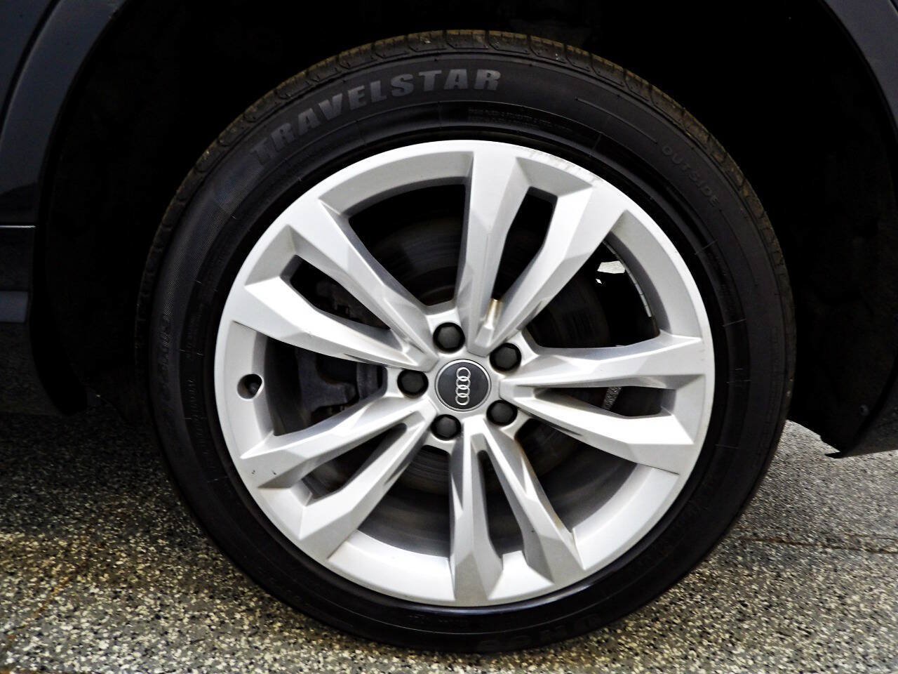 Used 2017 Audi Q7 3.0T Premium AWD/4WD image 21