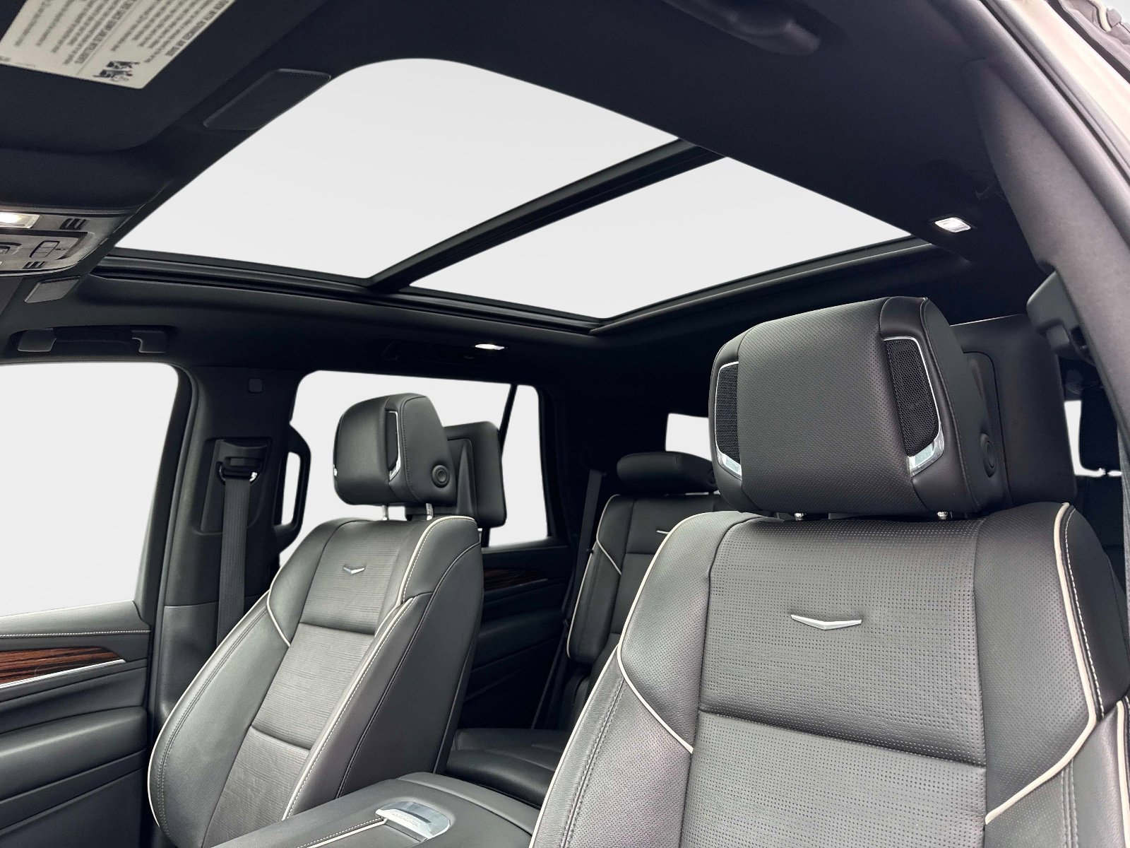 Used 2021 Cadillac Escalade Premium Luxury w/ Driver Assist Tech Package image 20