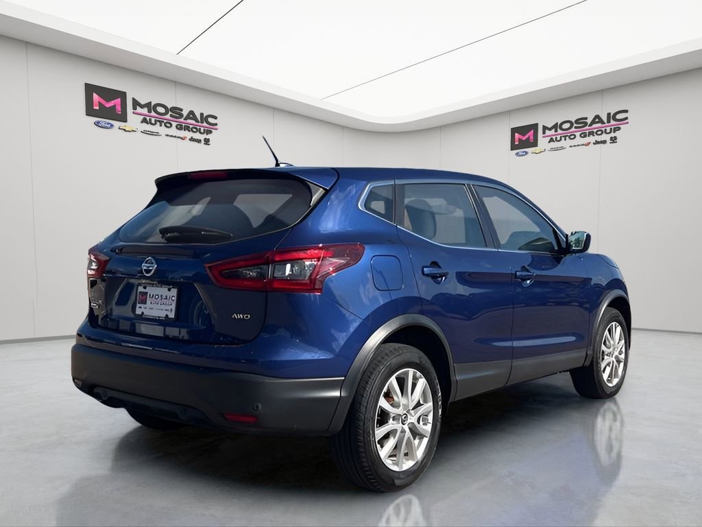 Used 2021 Nissan Rogue Sport S image 7