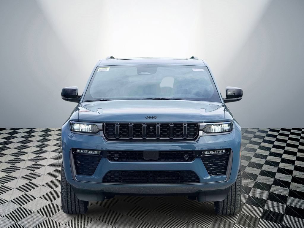 New 2026 Jeep Grand Cherokee Limited AWD/4WD image 2