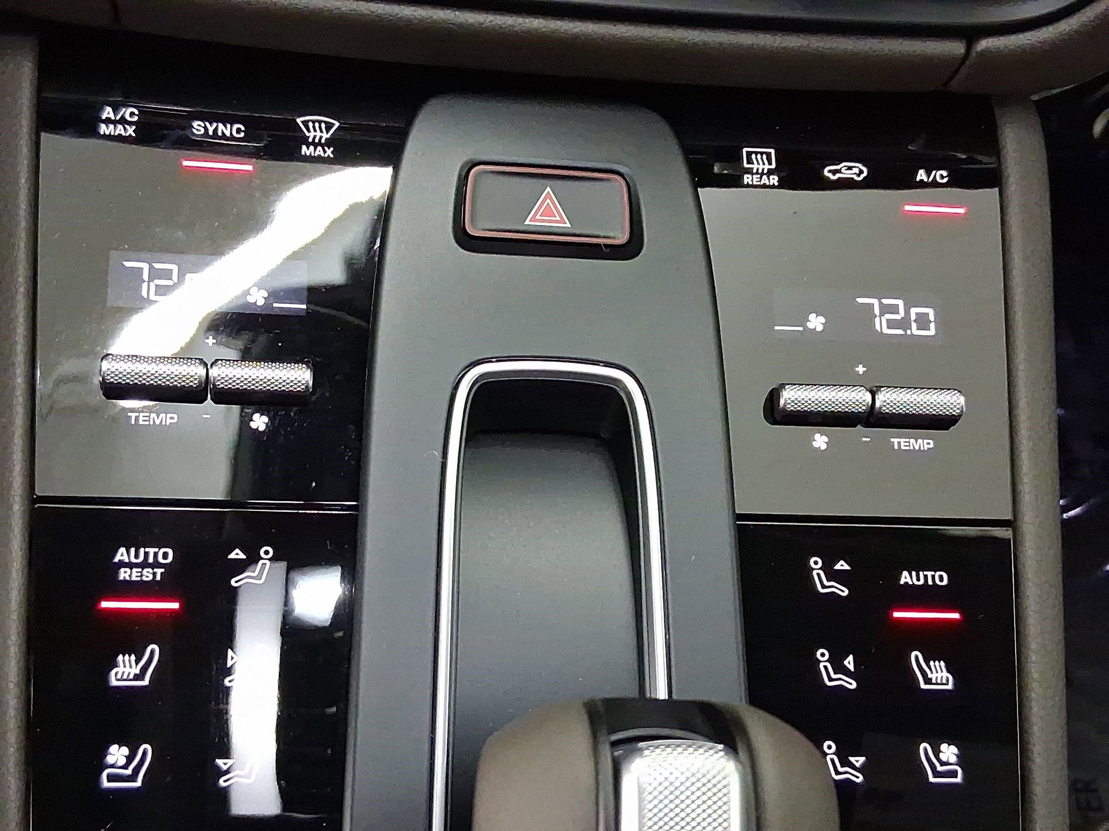 Used 2026 Porsche Macan image 27