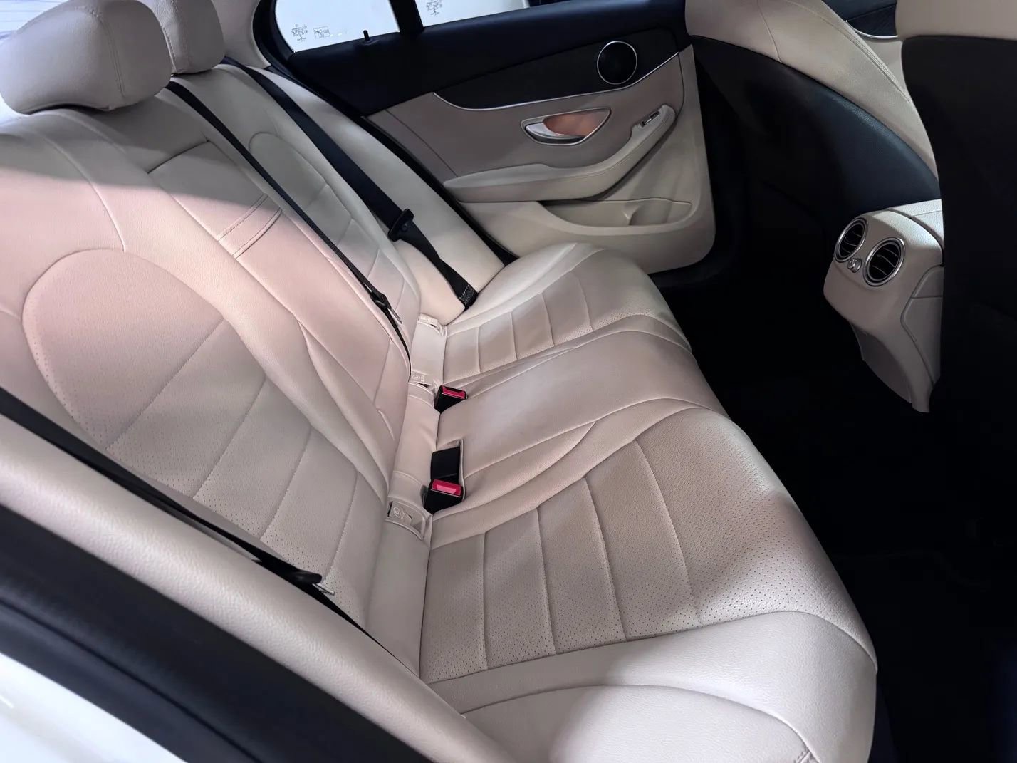 Used 2016 Mercedes-Benz C 300 Sedan image 17