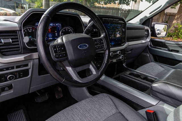 Used 2022 Ford F150 XLT w/ Equipment Group 302A High image 8