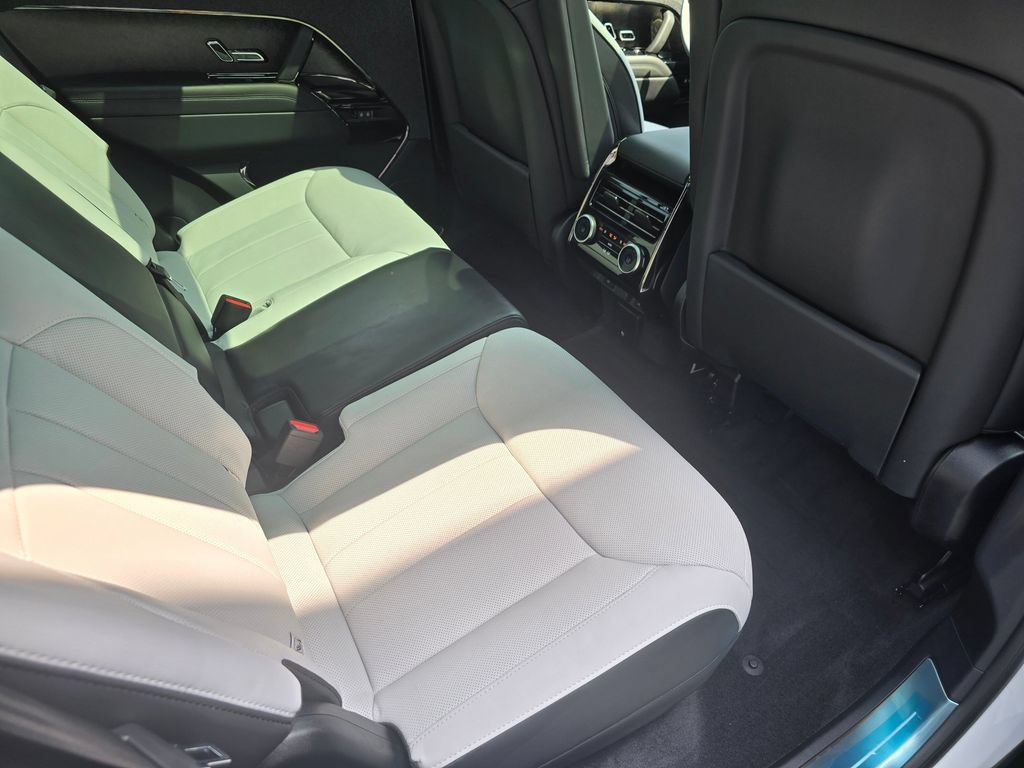 New 2026 Land Rover Range Rover Sport Dynamic SE AWD/4WD image 11