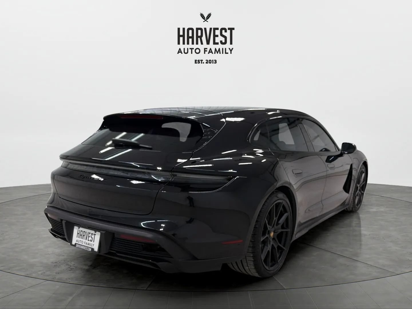 Used 2023 Porsche Taycan GTS AWD/4WD image 6