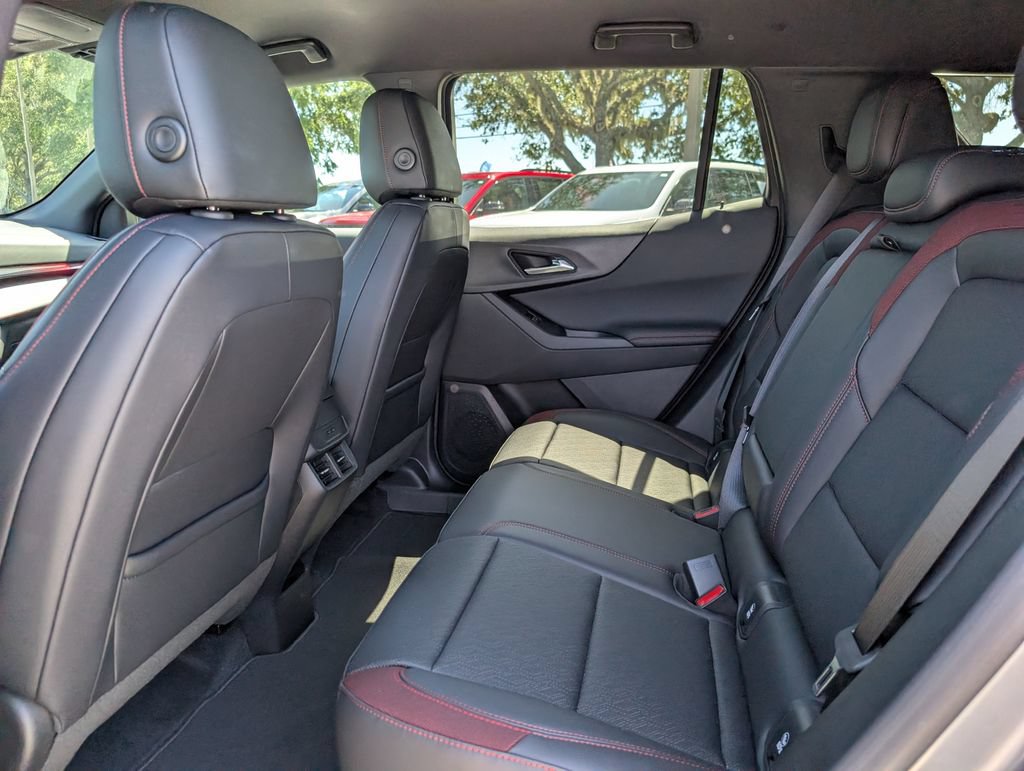 New 2027 Chevrolet Equinox RS FWD image 15