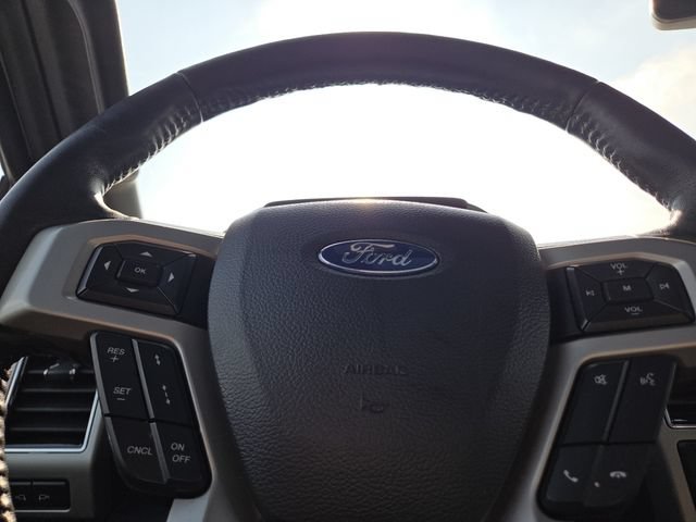 Used 2019 Ford F150 Lariat w/ Equipment Group 502A Luxury AWD/4WD image 29