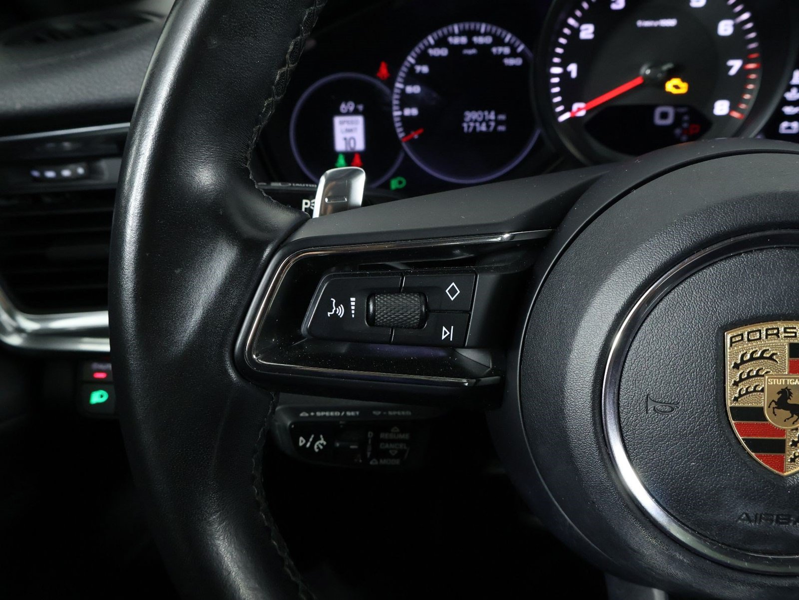 Certified 2023 Porsche Panamera RWD image 14