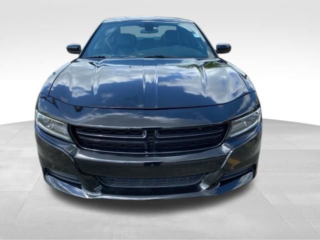 Used 2020 Dodge Charger SXT w/ Leather Interior Group RWD image 2
