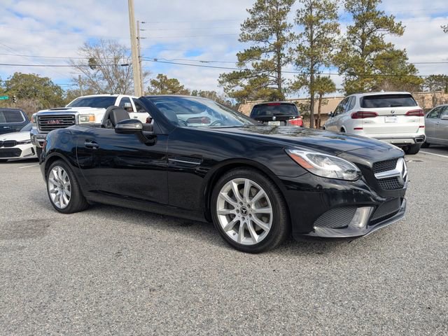 Used 2018 Mercedes-Benz SLC 300 image 2
